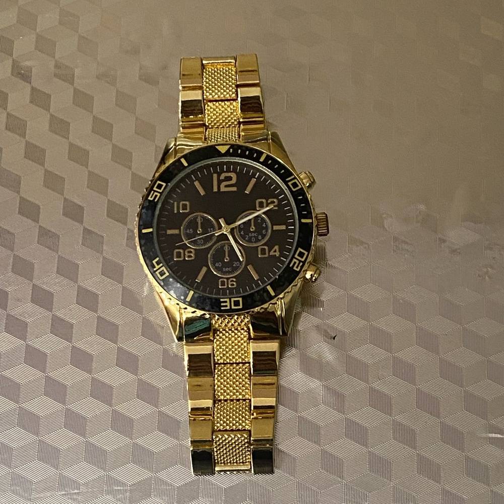 Royal King Golden Black Watch